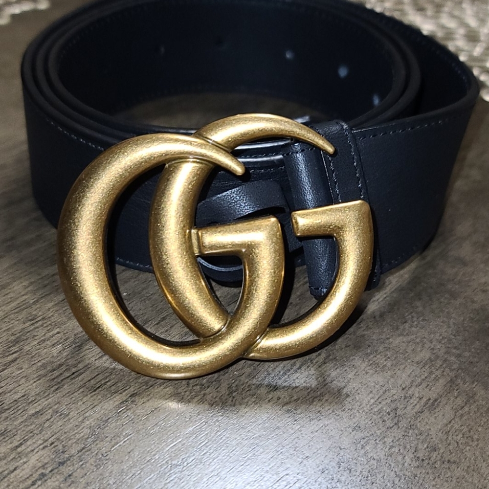 Gucci black gold belt